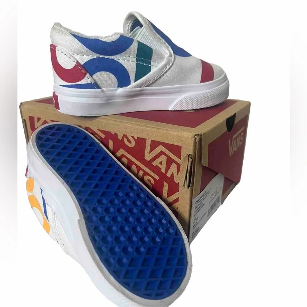 Kids unisex size 5 Vans Deck Club classic slip-on, multicolored sneaker‎